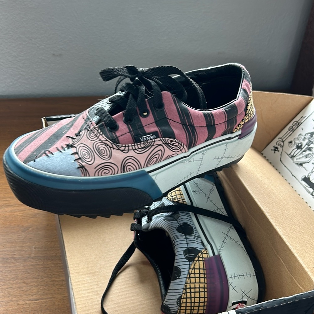 Nightmare before Christmas, Sally Vans
